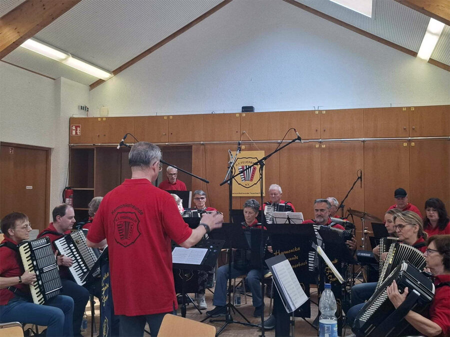 Harmonika Freunde im Waldheim Lindental